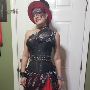 Meet your Posher, Pamela